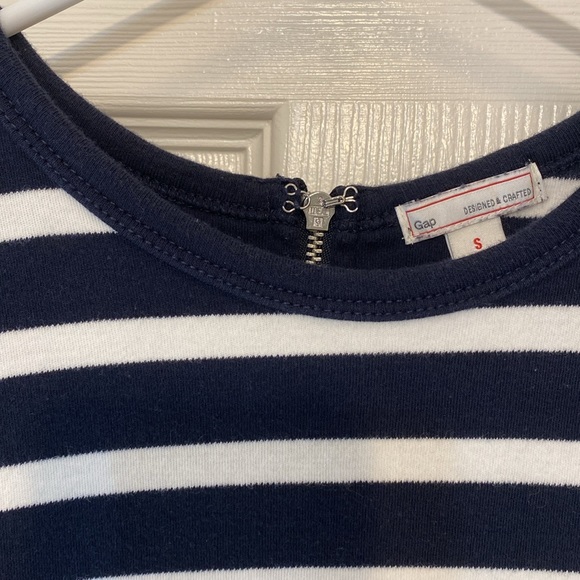 GAP navy and white striped peplum top - Picture 2 of 6